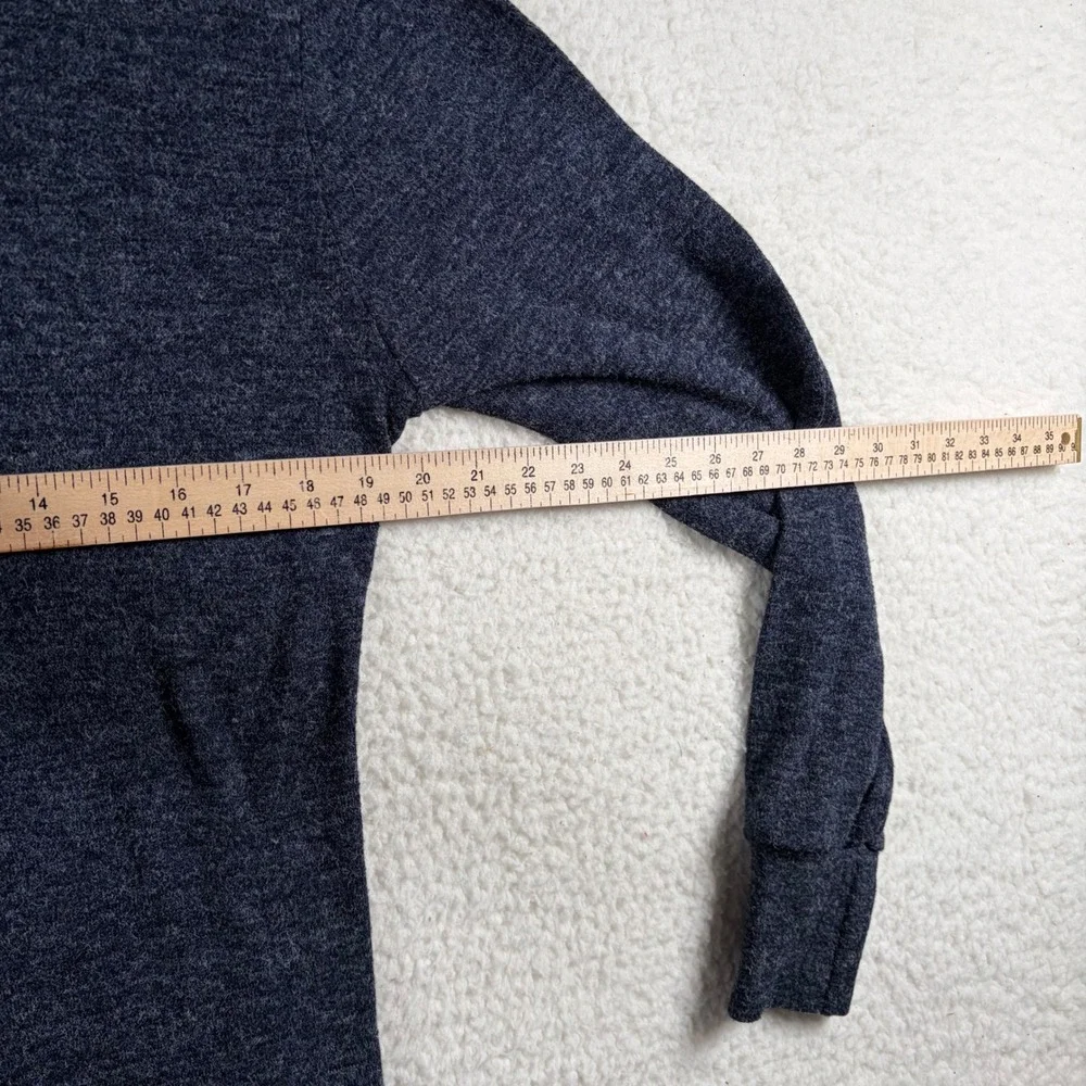Kavu turtleneck sweater